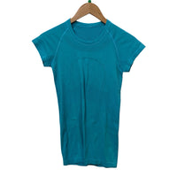 Lululemon Blue Size 4 Short Sleeve Almost New