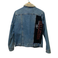 Levis Light Wash Size L Almost New