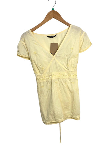 Encore Pale Yellow Size M Almost New