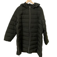 In Every Story Olive Size XL Almost New