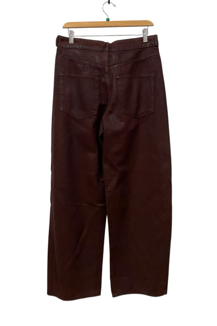 Divided Brown Size 6 Almost New
