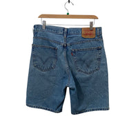 Levis Medium Wash Size L Almost New