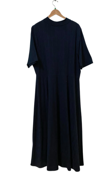 A Navy Size 3XL Almost New