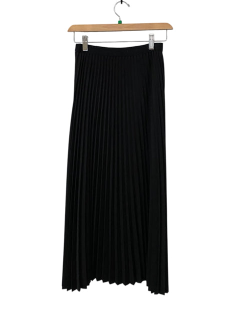 Little Mountain Black Size S Almost New