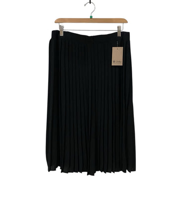 Cynthia Rowley Black Size 6 Almost New