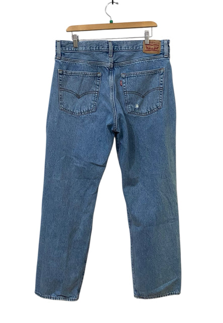 Levis Light Wash Size 32 Almost New