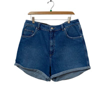 Mavi Medium Wash Size 32 Almost New