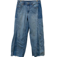 American Eagle Light Wash Size 6 Almost New