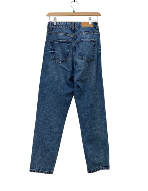 Zara Medium Wash Size 28 Almost New