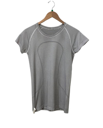 Lululemon White & Black Size 8 Tee Almost New
