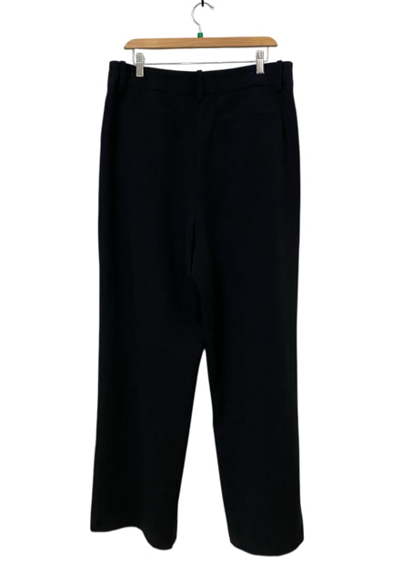 Oak + Fort Black Size 14 Almost New