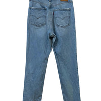 Levis Light Wash Size 28 Almost New