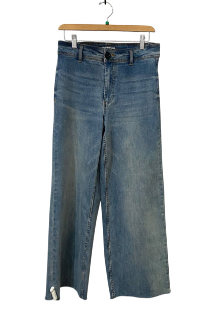 Oat Medium Wash Size 28 Almost New