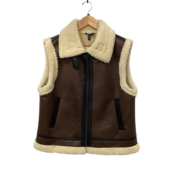 Divided Brown Size S Almost New