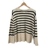 Gap Black & White Size M Almost New