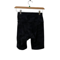 Lululemon Black Size 6 Camo Biker Shorts Almost New