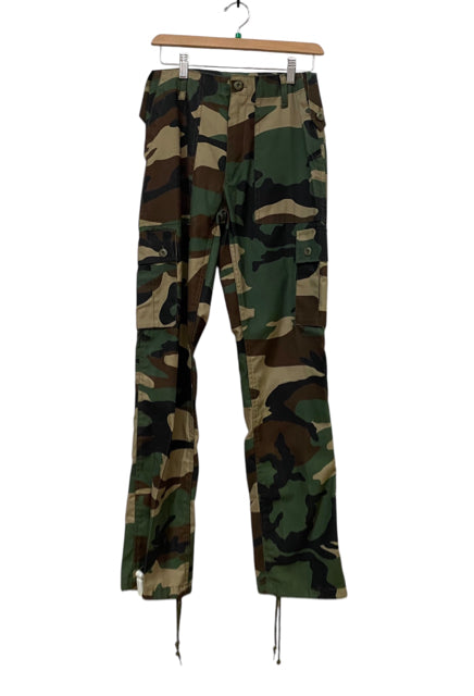 Urban Renewal Camo Size 28 Almost New