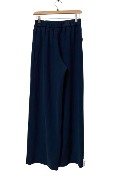 Lululemon Navy Size 6 Jogger Almost New