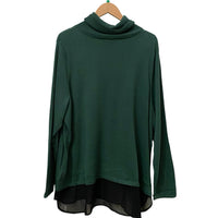 We Dark Green Size 2X Almost New